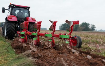 Koja maszyny rolnicze, komunalne, części zamienne 3 Wybierając pług obracalny, inwestujesz w wydajność i precyzję.