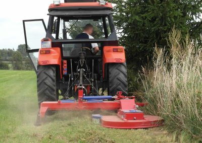 Kosiarka boczna 3 koja kosiarka boczna 4